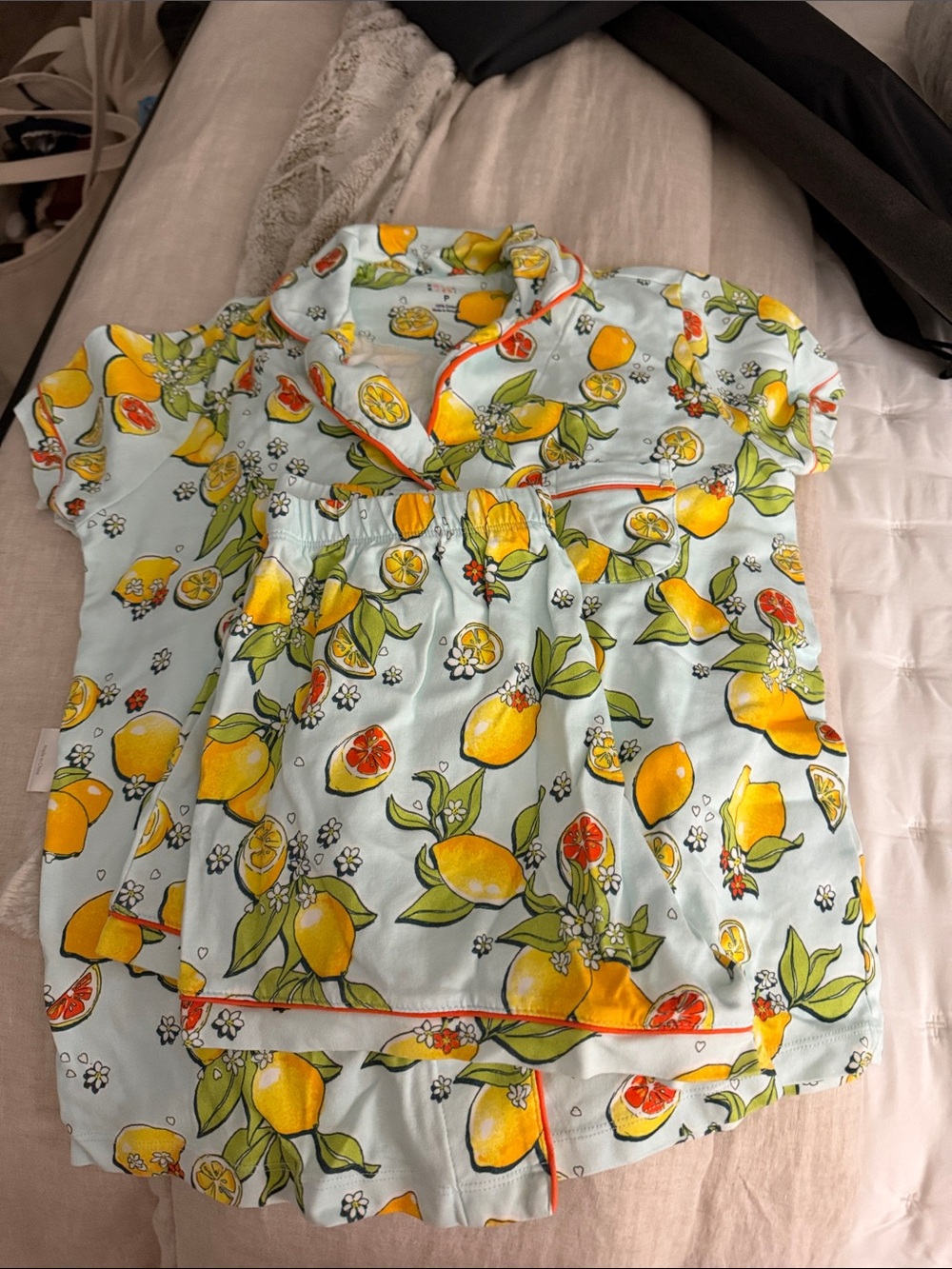 Roller Rabbit Citrus Hearts - XS